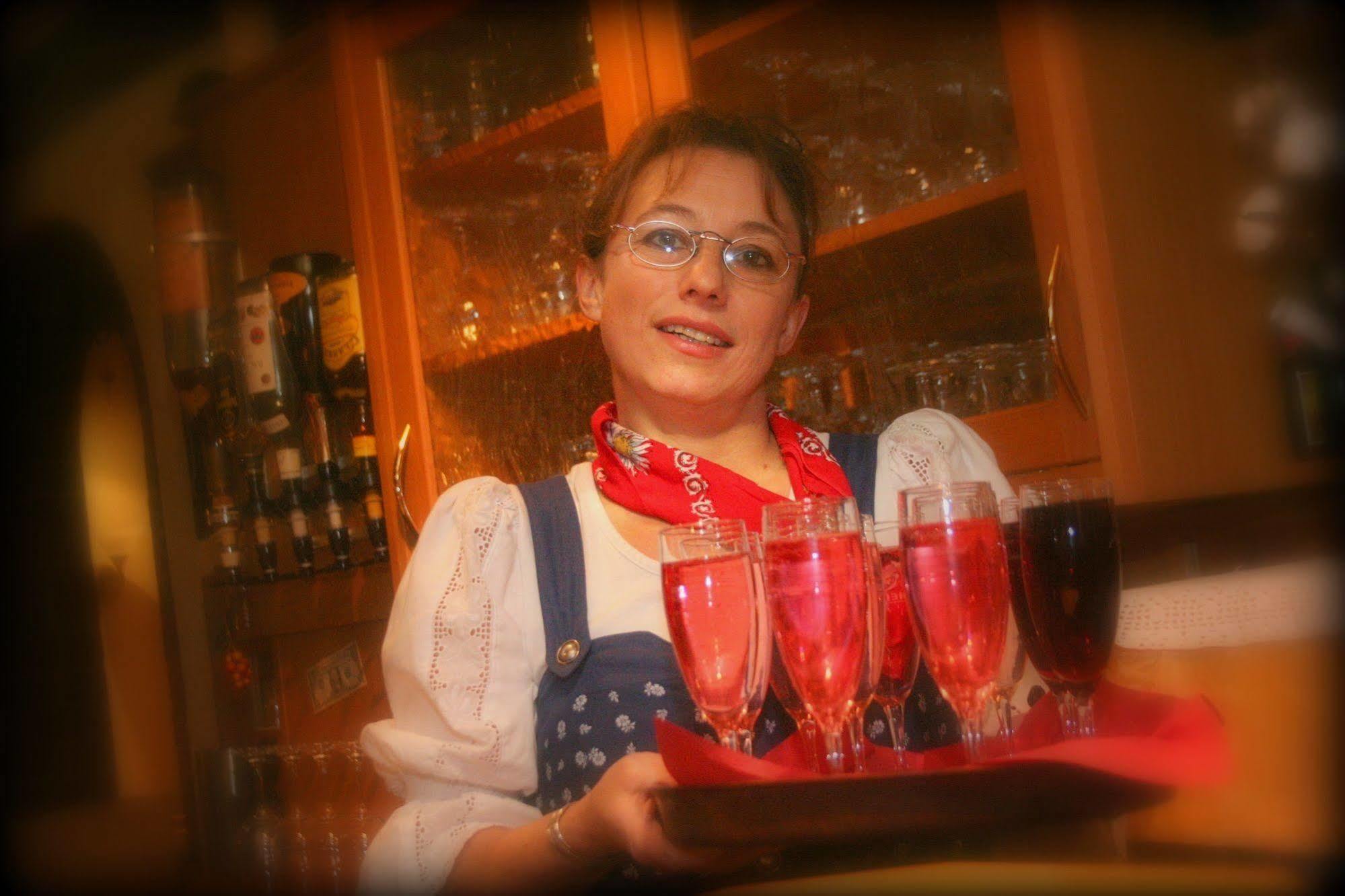 Affittacamere Antjes Schmankerlhotel Und Restaurant